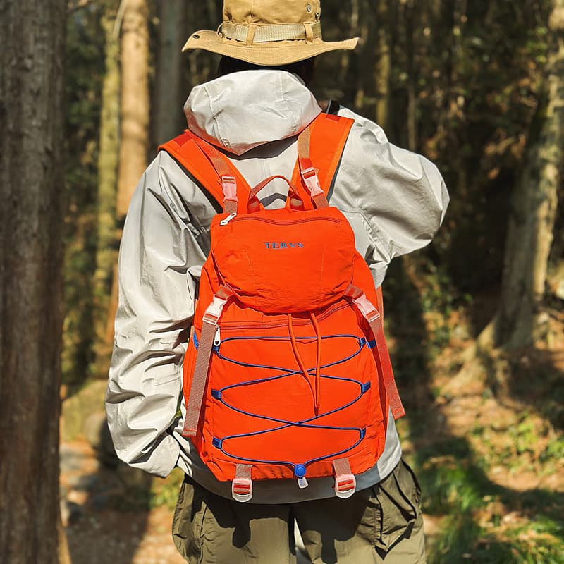リュックサック 軽量コンパクト多機能登山リュックサック